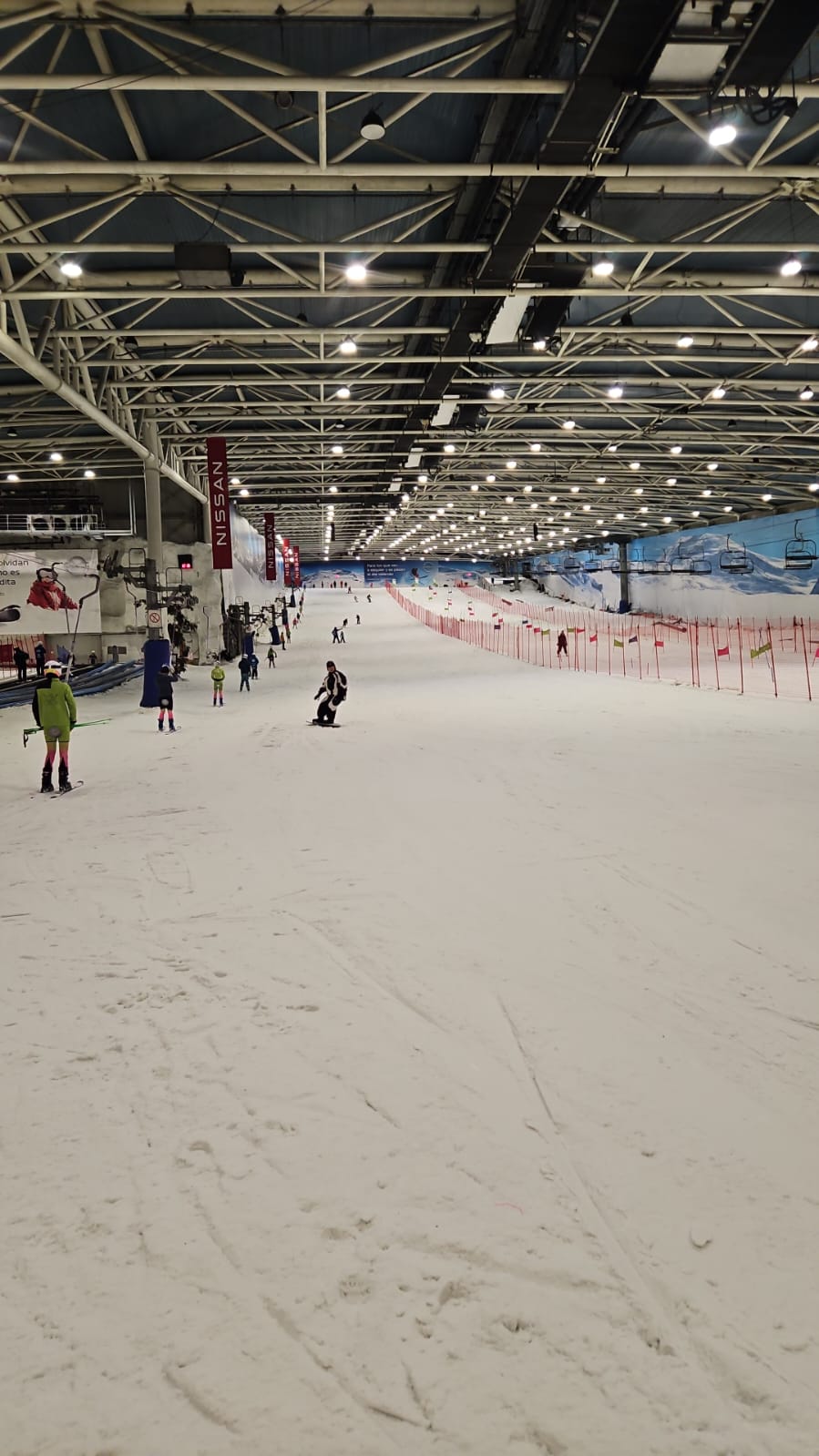 Club Alpino Andaluz entrenando en SnowZone Madrid